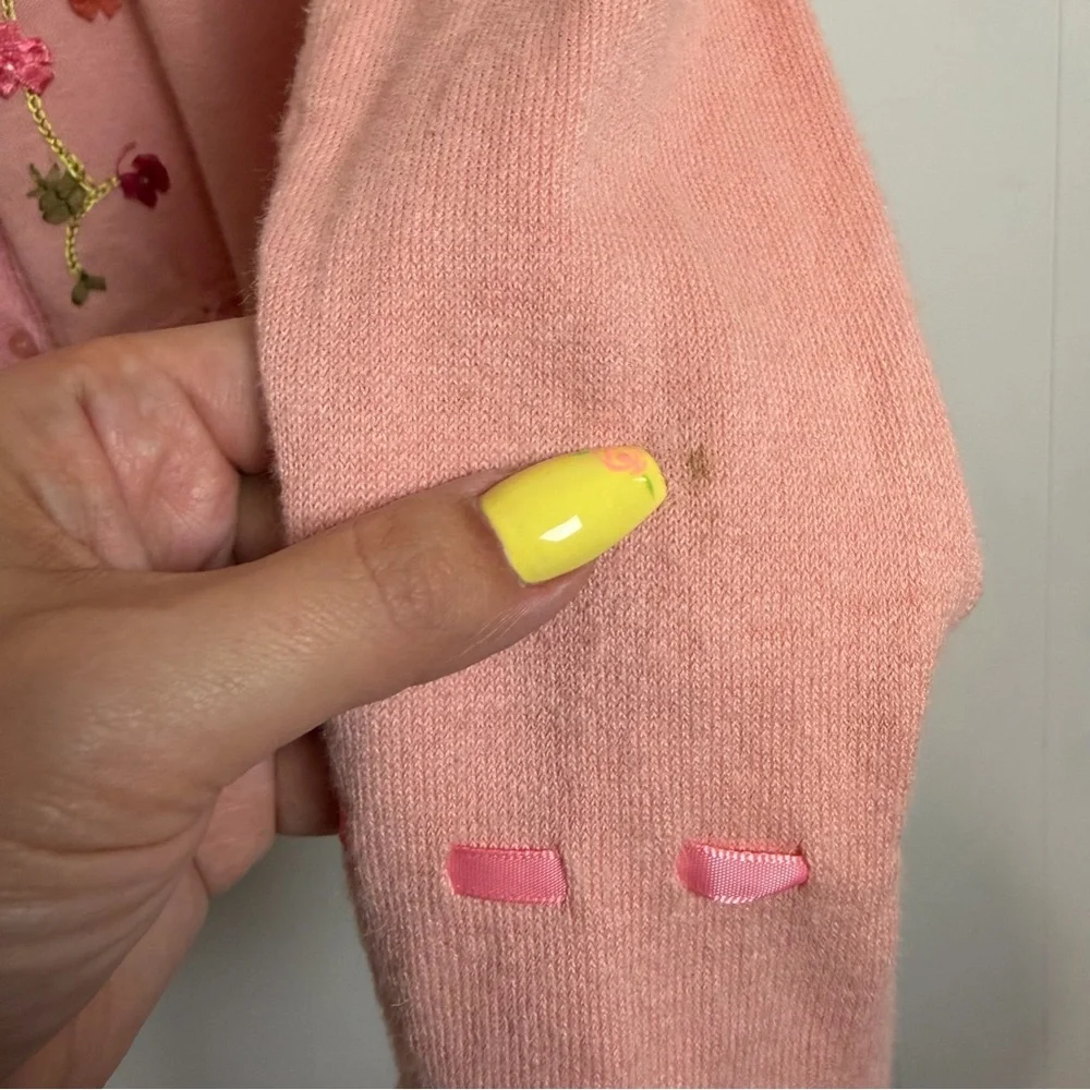 Betsey Johnson Vintage Pink Knit Cardigan Floral Embroidered Sweater whimsy sm - Picture 12 of 12